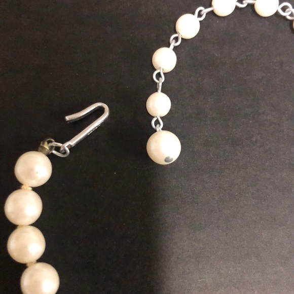 Vintage adjustable pearl type choker necklace - Picture 4 of 4